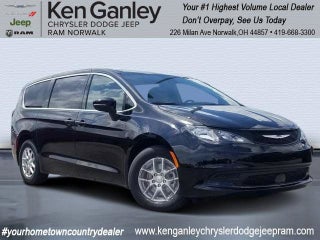 2027 Chrysler Pacifica LX