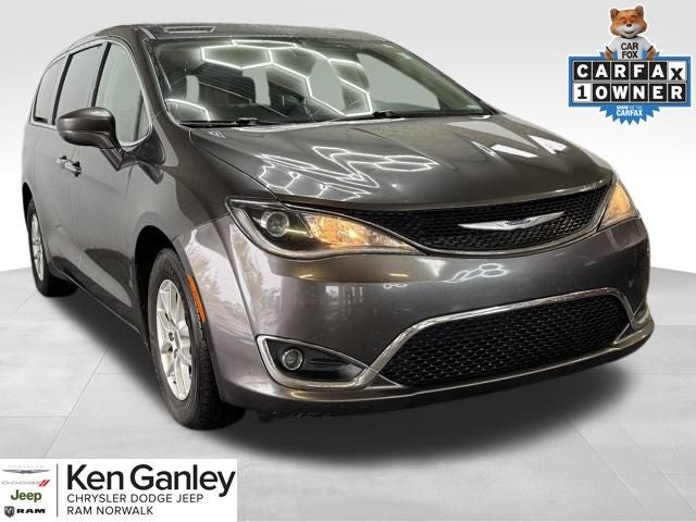 2020 Chrysler Pacifica Touring