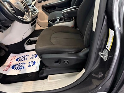 2020 Chrysler Pacifica Touring