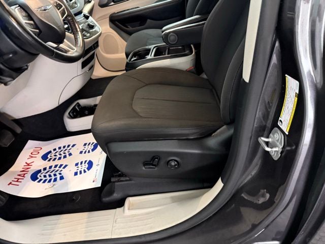 2020 Chrysler Pacifica Touring