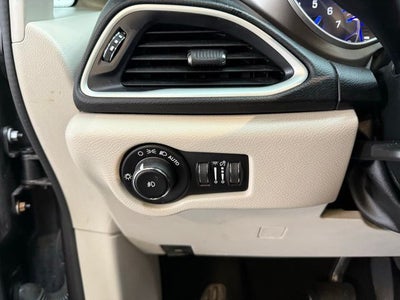 2020 Chrysler Pacifica Touring