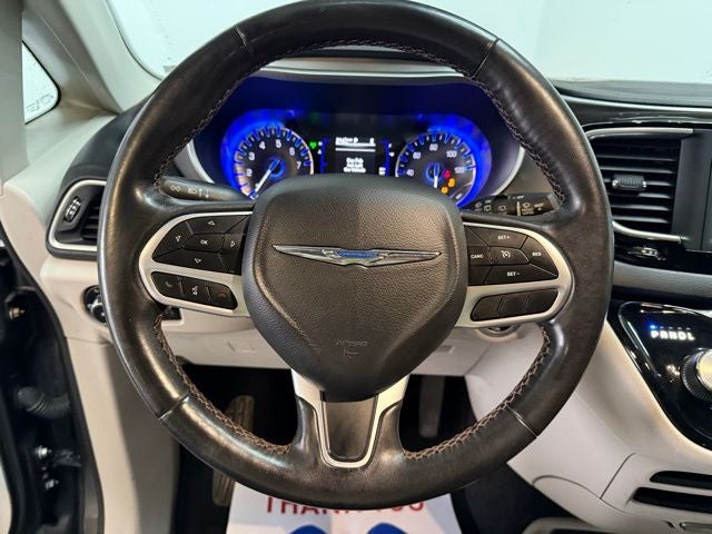 2020 Chrysler Pacifica Touring