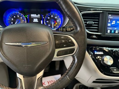 2020 Chrysler Pacifica Touring