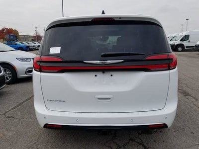 2026 Chrysler Pacifica Pinnacle