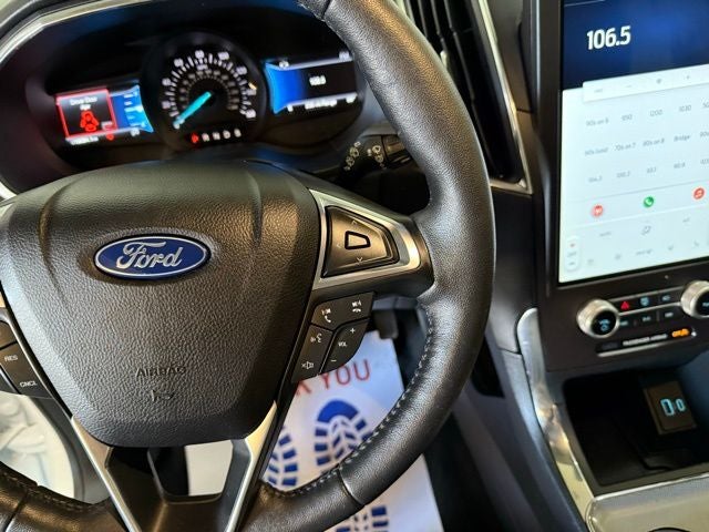 2021 Ford Edge Titanium