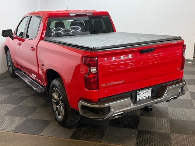 2025 Chevrolet Silverado 1500 LT LT1