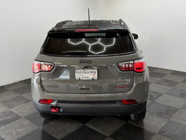 2023 Jeep Compass Trailhawk