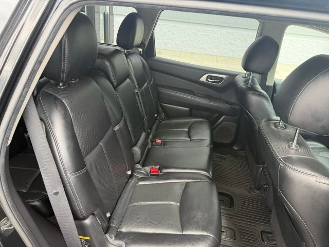 2015 Nissan Pathfinder Platinum