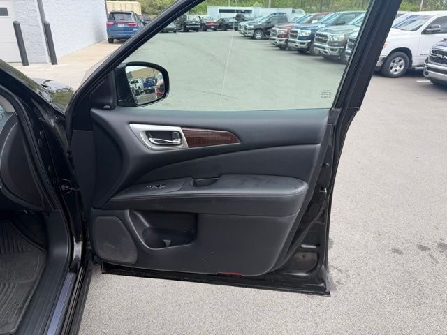 2015 Nissan Pathfinder Platinum