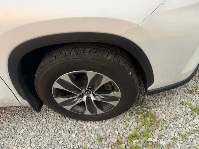 2025 Toyota Highlander XLE