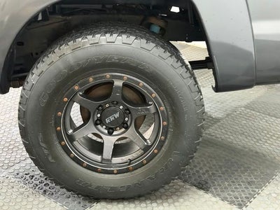 2014 Toyota Tacoma 4WD Double Cab V6 AT (Natl)