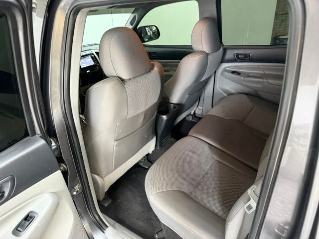 2014 Toyota Tacoma 4WD Double Cab V6 AT (Natl)