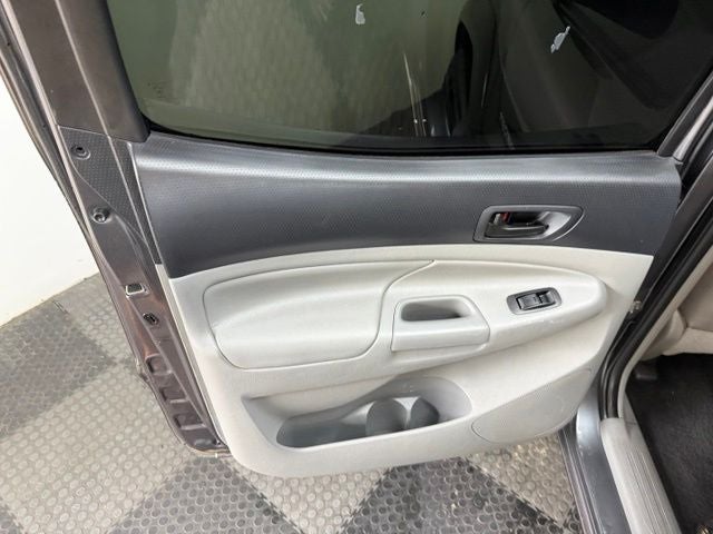 2014 Toyota Tacoma 4WD Double Cab V6 AT (Natl)