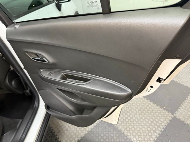 2021 Chevrolet Trax LS