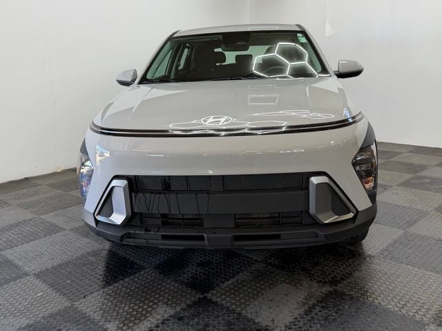 2025 Hyundai Kona SE