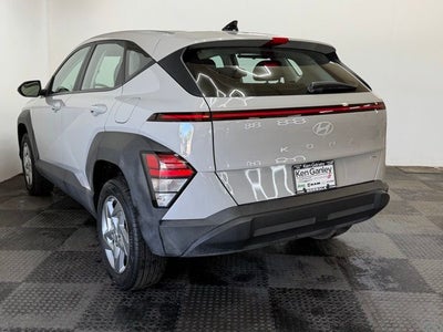 2025 Hyundai Kona SE