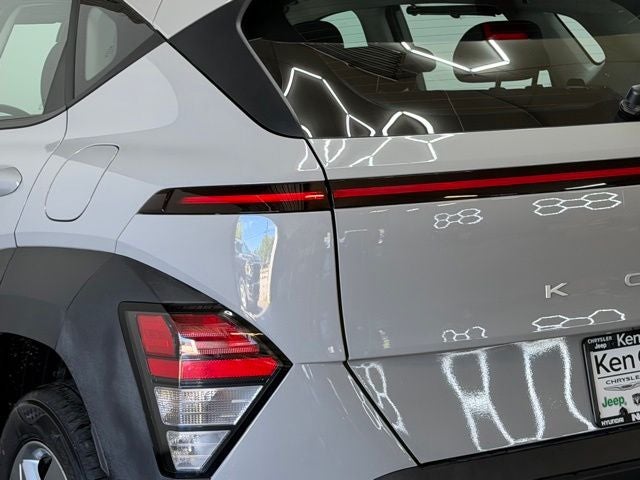 2025 Hyundai Kona SE