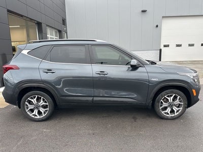 2022 Kia Seltos EX