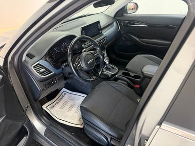 2023 Kia Seltos S