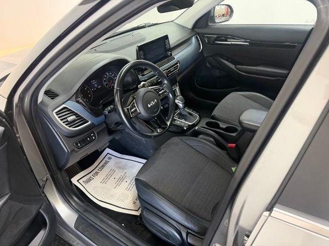 2023 Kia Seltos S