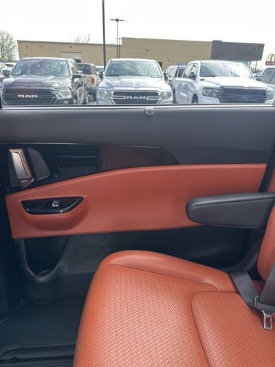 2024 Kia Carnival SX Prestige