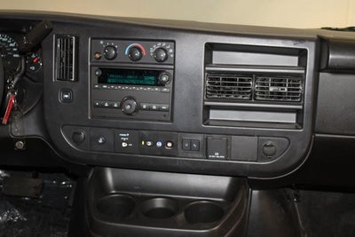 2025 Chevrolet Express 3500 LT Passenger