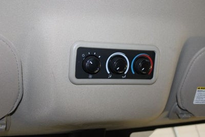 2025 Chevrolet Express 3500 LT Passenger