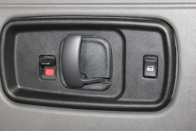 2025 Chevrolet Express 3500 LT Passenger
