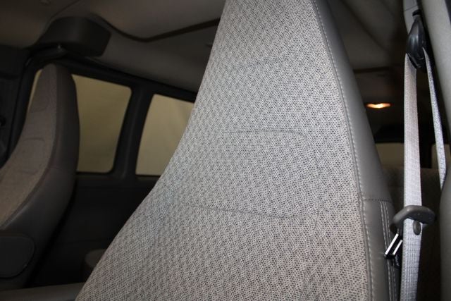 2025 Chevrolet Express 3500 LT Passenger
