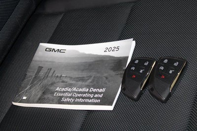 2025 GMC Acadia Denali
