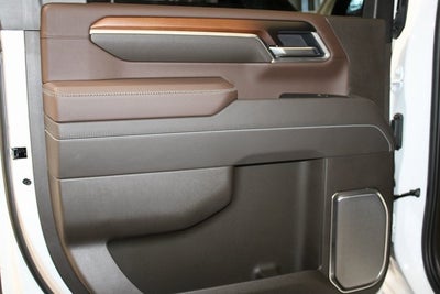 2025 GMC Sierra 2500HD Denali