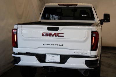2025 GMC Sierra 2500HD Denali
