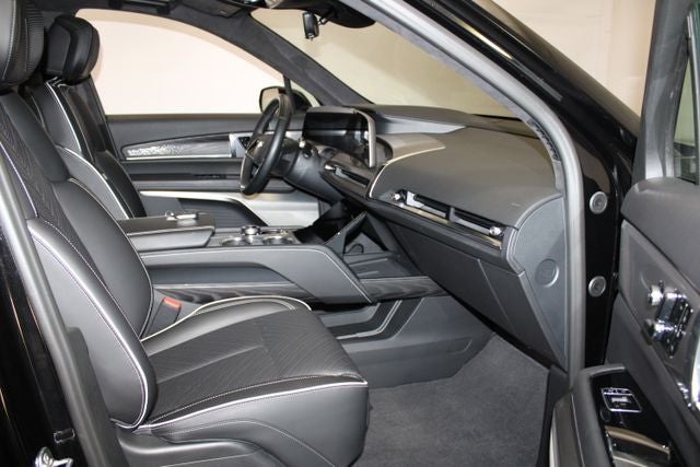 2026 Cadillac VISTIQ Platinum