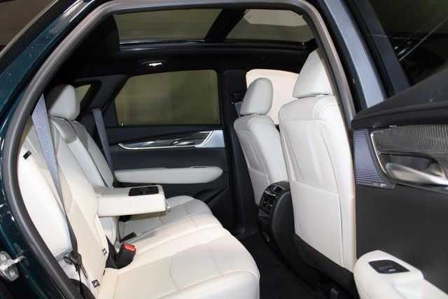2025 Cadillac XT5 Sport