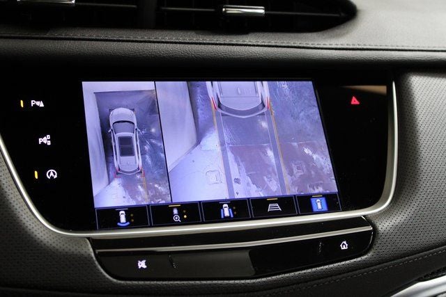 2025 Cadillac XT5 Sport