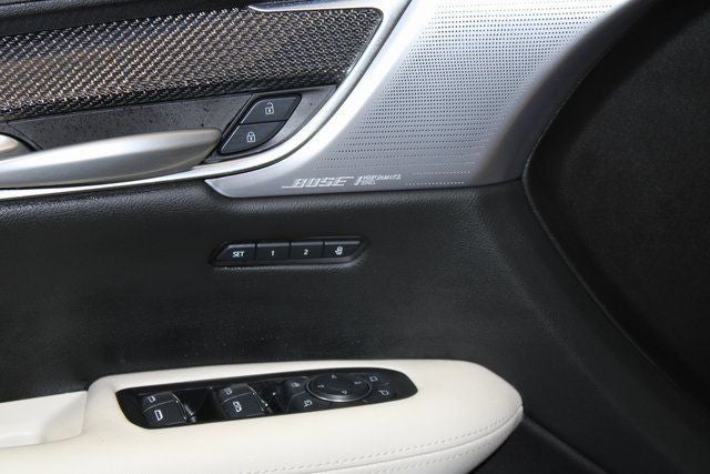 2025 Cadillac XT5 Sport