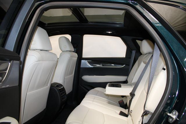 2025 Cadillac XT5 Sport