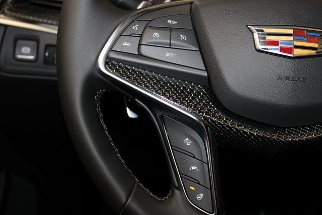 2026 Cadillac XT5 Sport