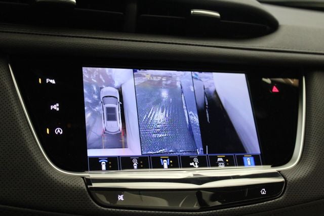 2026 Cadillac XT5 Sport