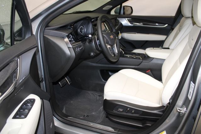 2026 Cadillac XT5 Sport