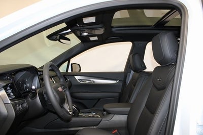 2025 Cadillac XT6 Luxury