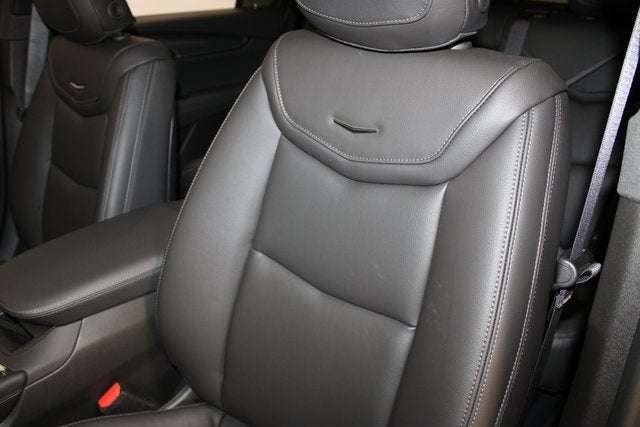 2025 Cadillac XT6 Luxury