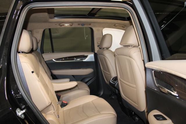 2025 Cadillac XT6 Sport
