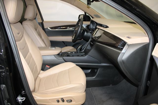 2025 Cadillac XT6 Sport