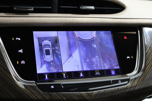 2025 Cadillac XT6 Sport