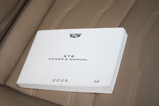 2025 Cadillac XT6 Sport