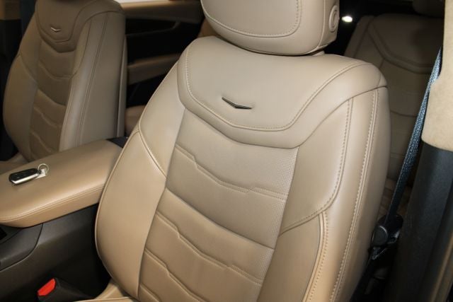 2025 Cadillac XT6 Sport