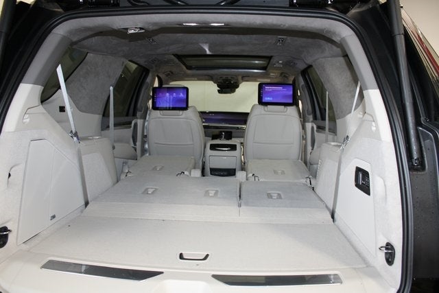 2026 Cadillac Escalade Platinum Luxury