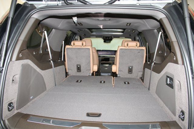 2026 Cadillac Escalade ESV Luxury