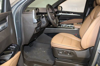 2026 Cadillac Escalade ESV Luxury